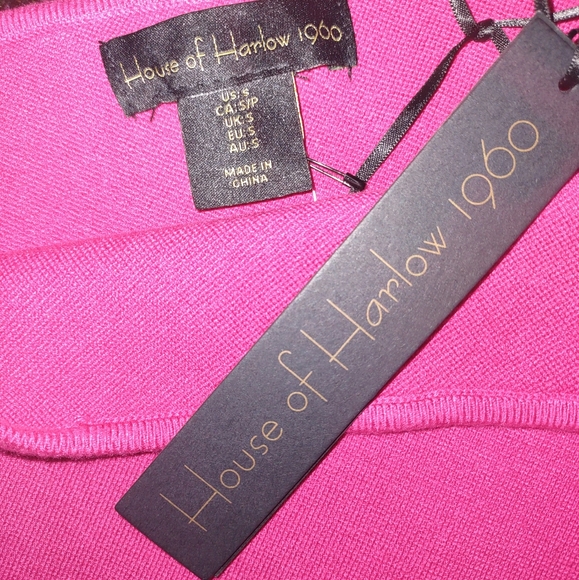 House Of Harlow 1960 One Shoulder Asymmetrical Knit Crop Top - Picture 5 of 6